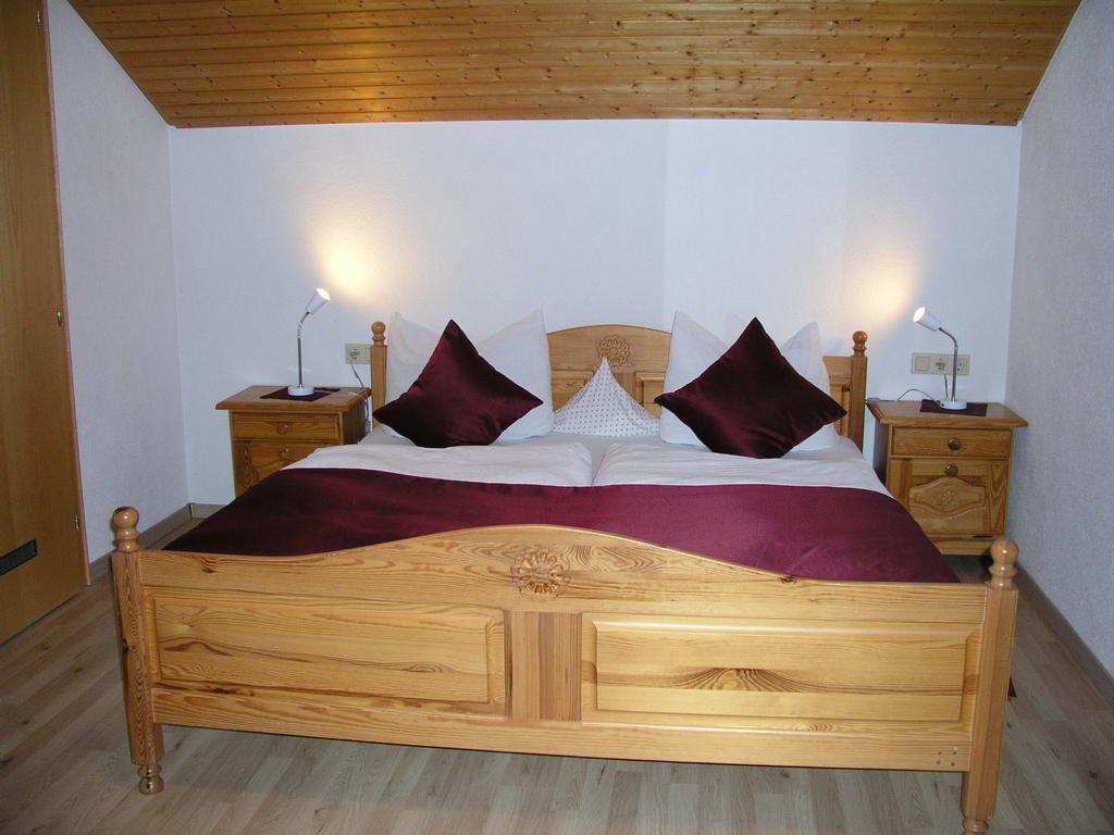 Ferienwohnungen Pension Sonnblick Krumbach  Luaran gambar